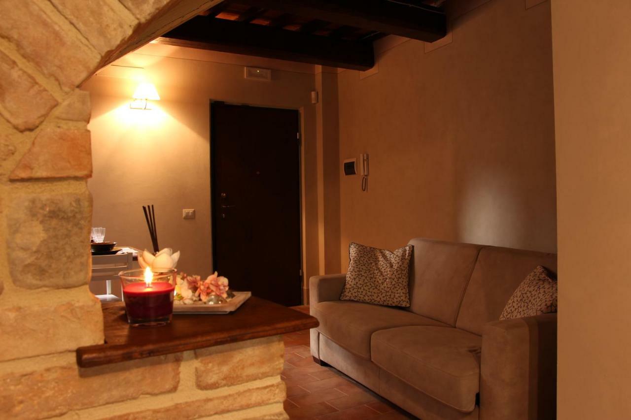 Il Cortile Delle Rose Holiday House Perugia Eksteriør bilde