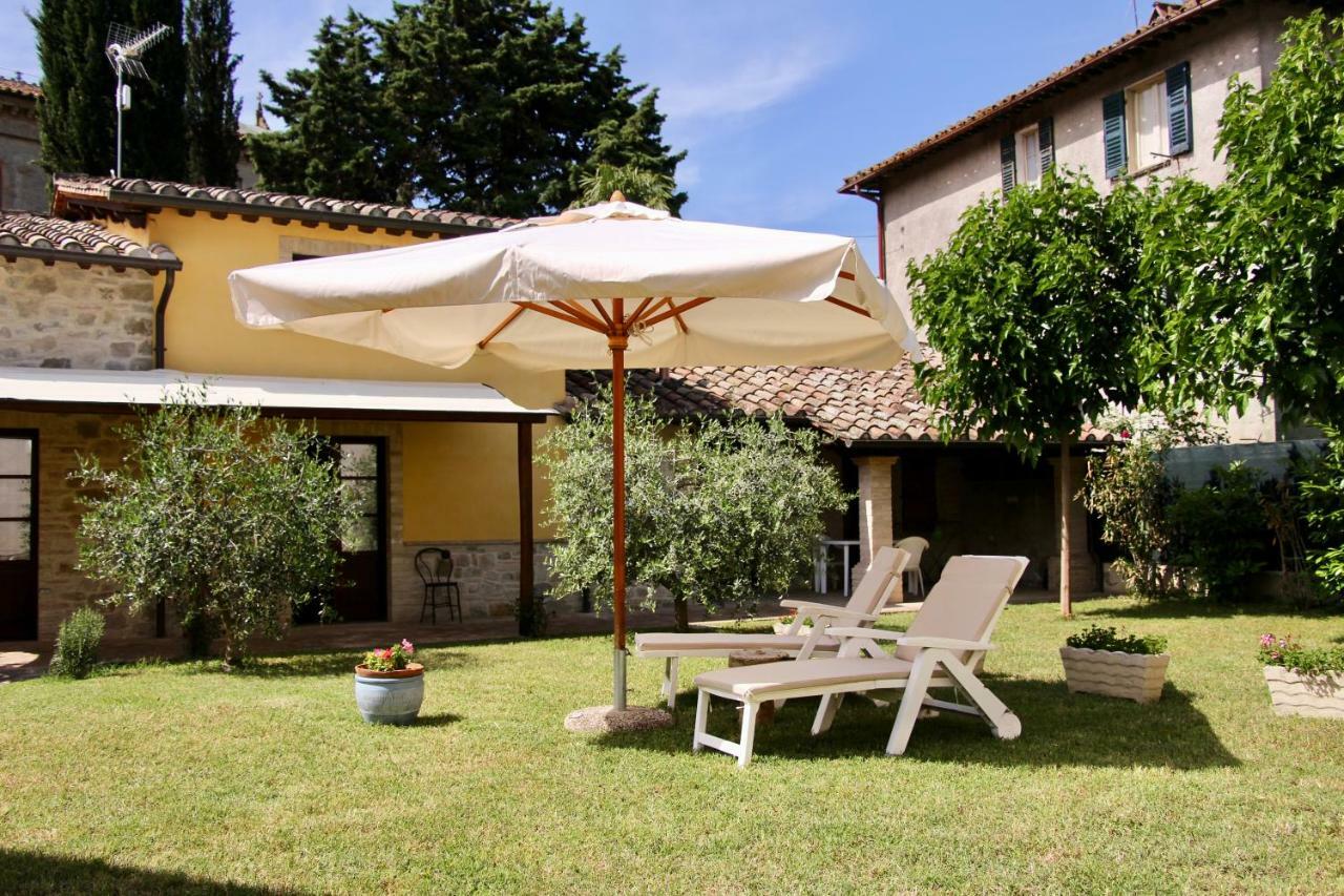 Il Cortile Delle Rose Holiday House Perugia Eksteriør bilde